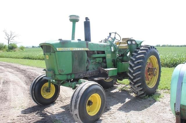 Image of John Deere 4010 equipment image 1