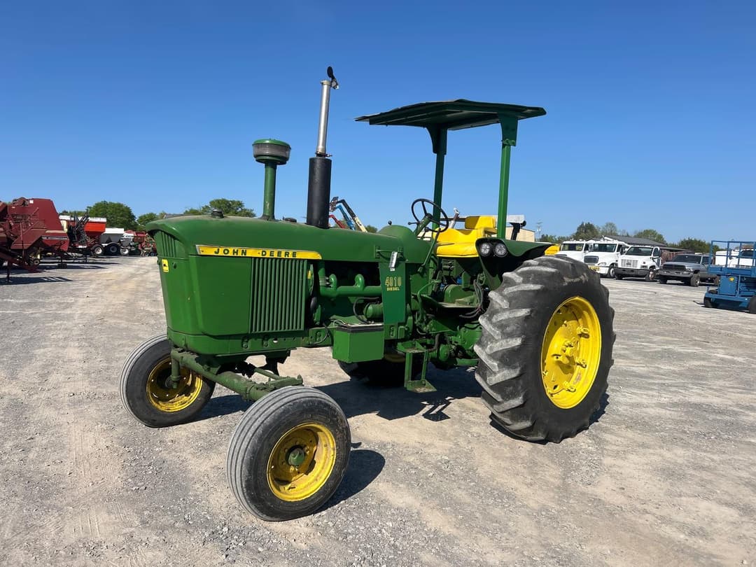 Image of John Deere 4010 Primary image