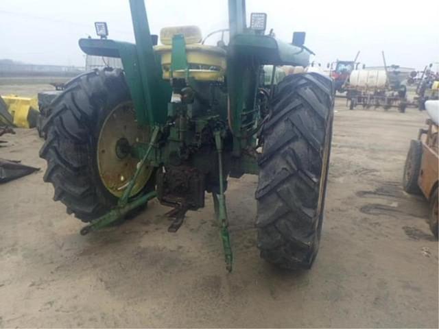 Image of John Deere 4010 equipment image 4