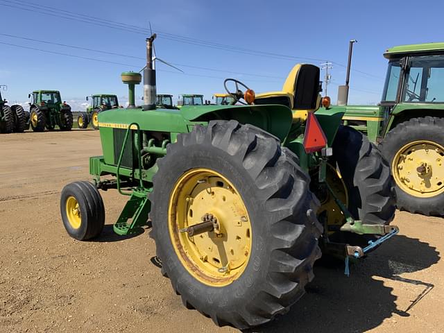 Image of John Deere 4010 equipment image 4