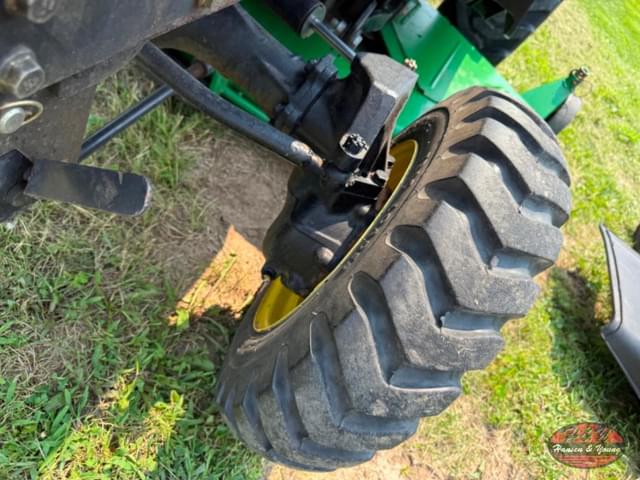 Image of John Deere 4010 equipment image 4
