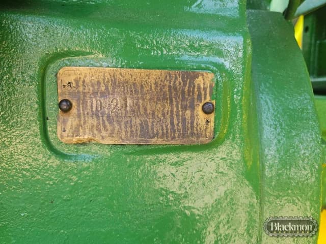 Image of John Deere 4010 equipment image 4