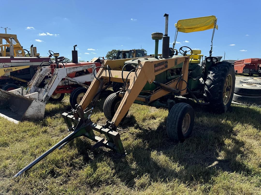 Image of John Deere 4010D Image 1