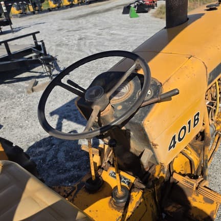 Image of John Deere 401B equipment image 3