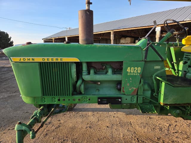 Image of John Deere 4020 equipment image 4