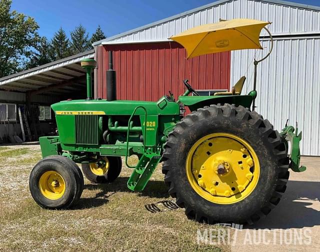 Image of John Deere 4020 equipment image 2