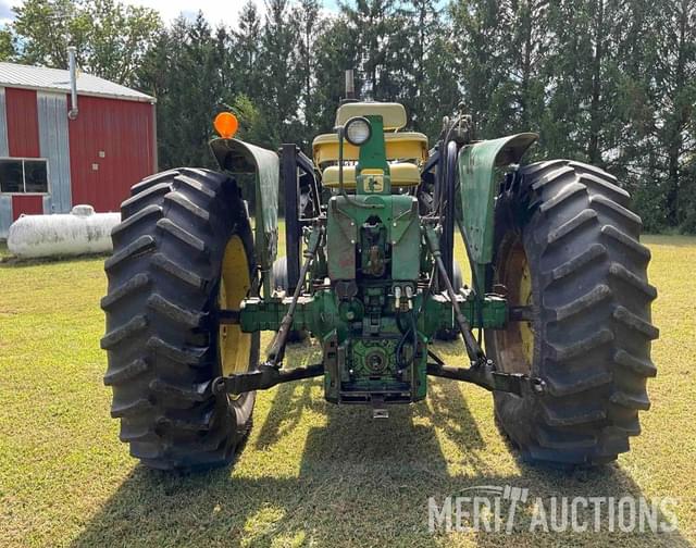 Image of John Deere 4020 equipment image 3