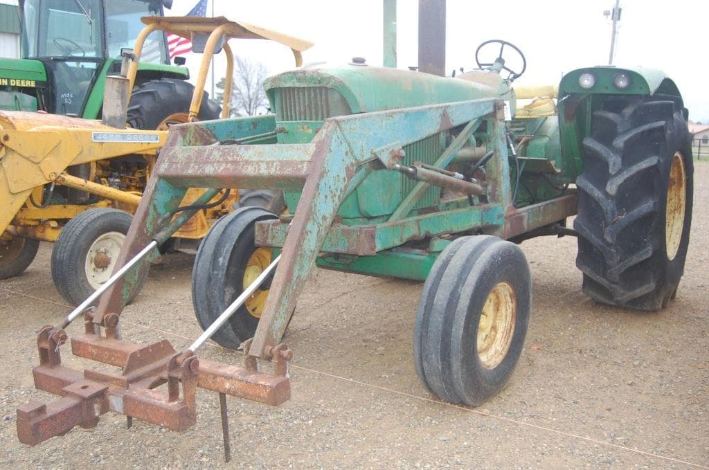 Image of John Deere 4020 Primary image