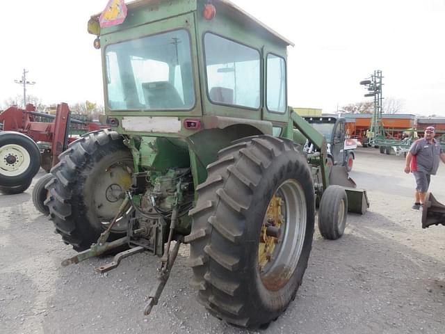 Image of John Deere 4020 equipment image 2