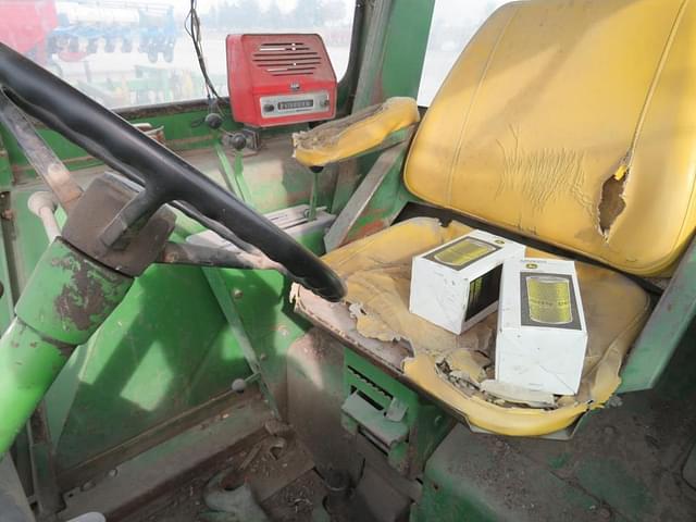 Image of John Deere 4020 equipment image 4