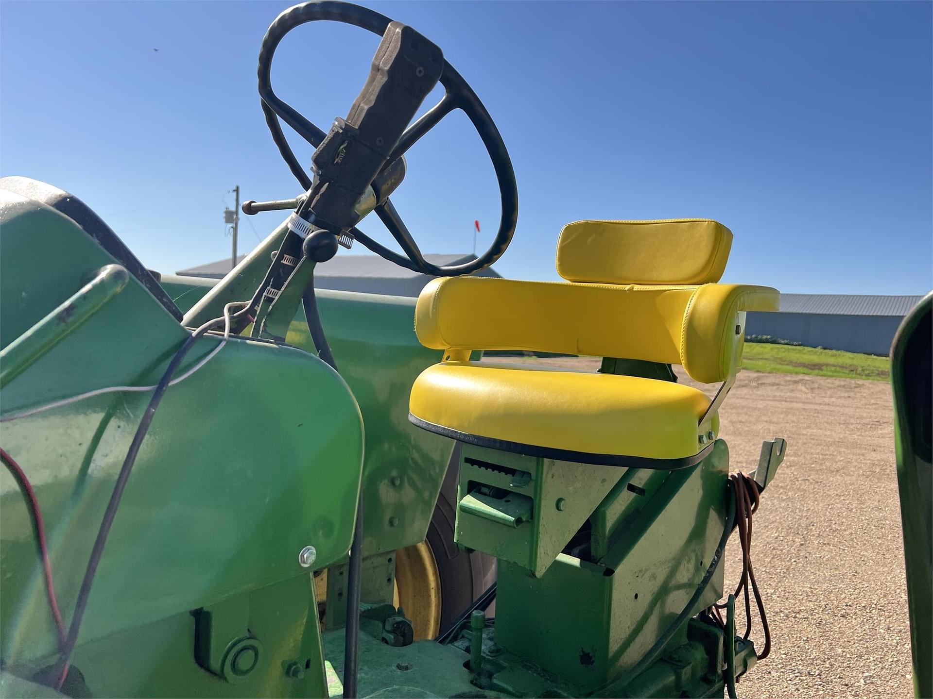 Main image John Deere 4020 9