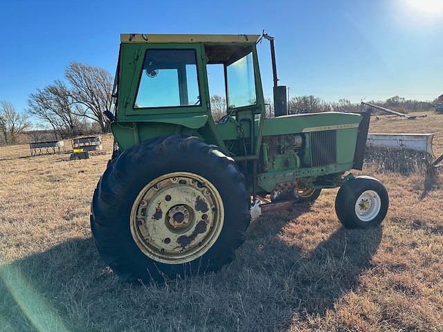 Image of John Deere 4020 equipment image 4