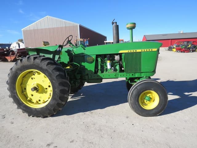 Image of John Deere 4020 equipment image 1
