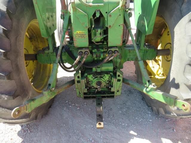 Image of John Deere 4020 equipment image 3