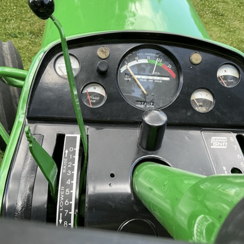 Image of John Deere 4020 equipment image 4