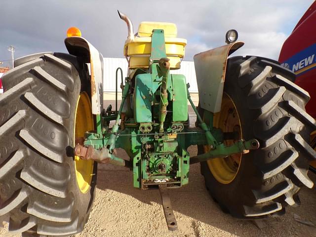 Image of John Deere 4020 equipment image 4