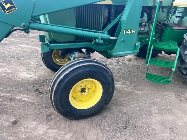 Image of John Deere 4020 equipment image 3