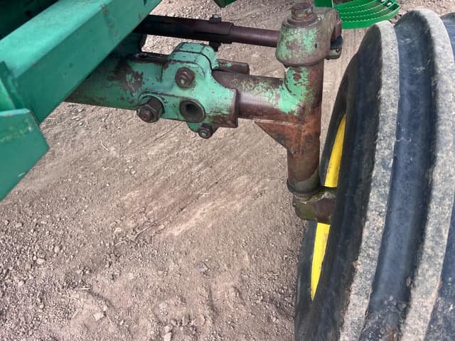 Image of John Deere 4020 equipment image 4