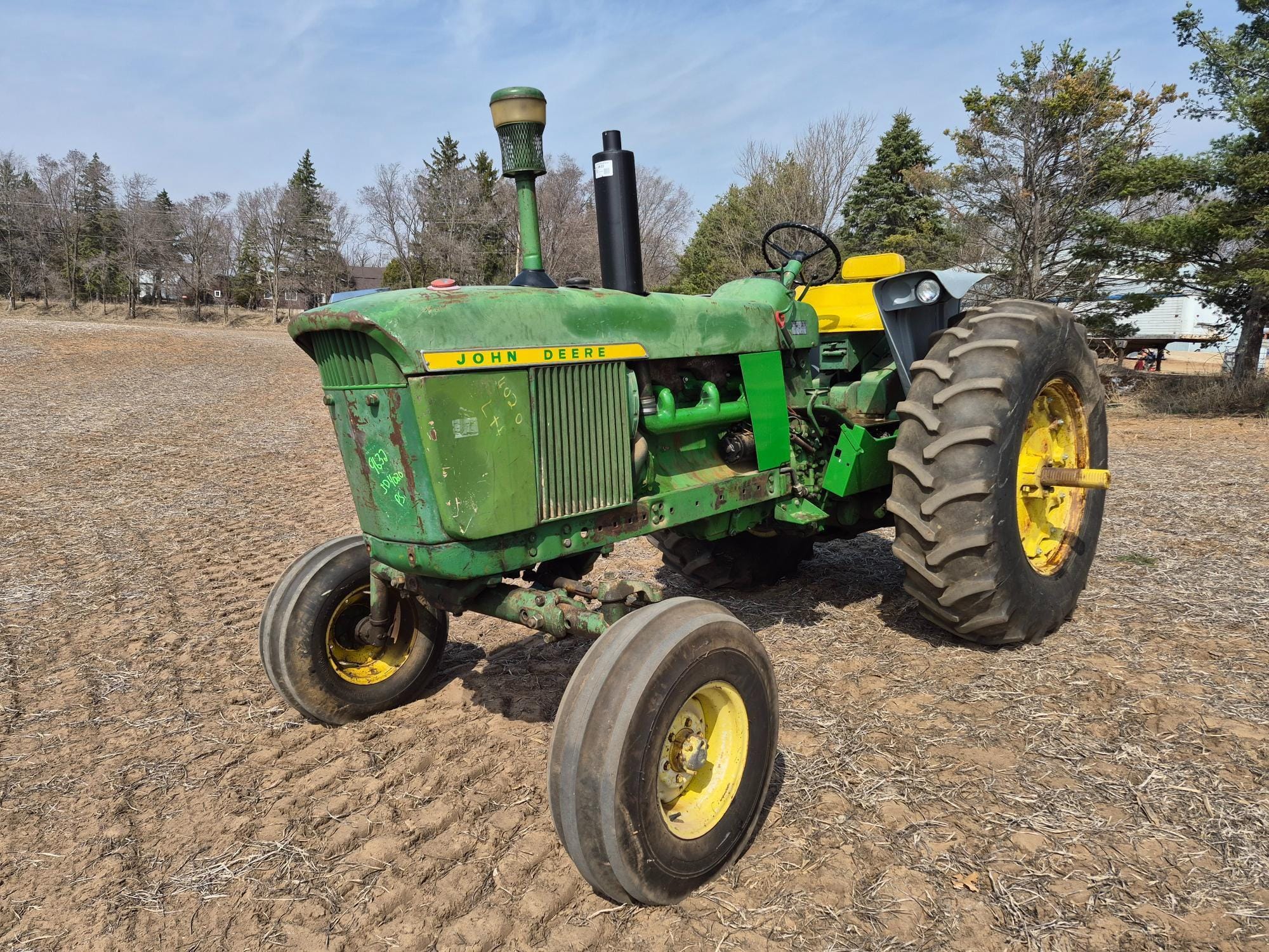 John Deere 4020 Equipment Image0