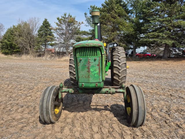Image of John Deere 4020 equipment image 2