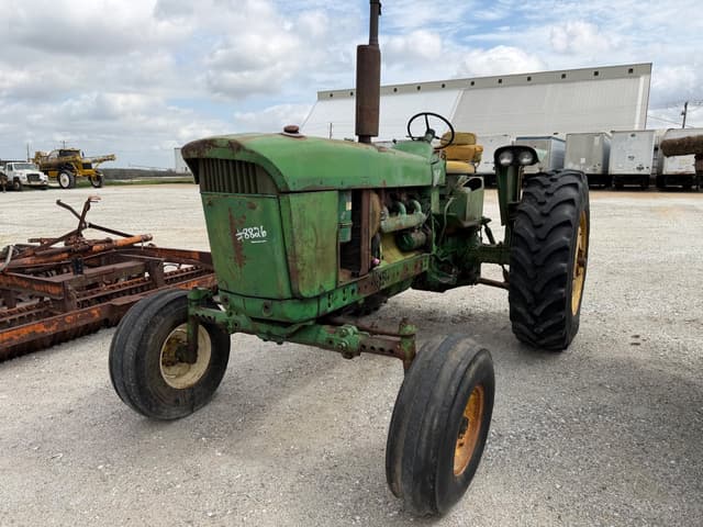 Image of John Deere 4020 equipment image 1