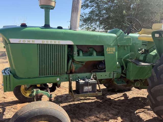 Image of John Deere 4020 equipment image 3