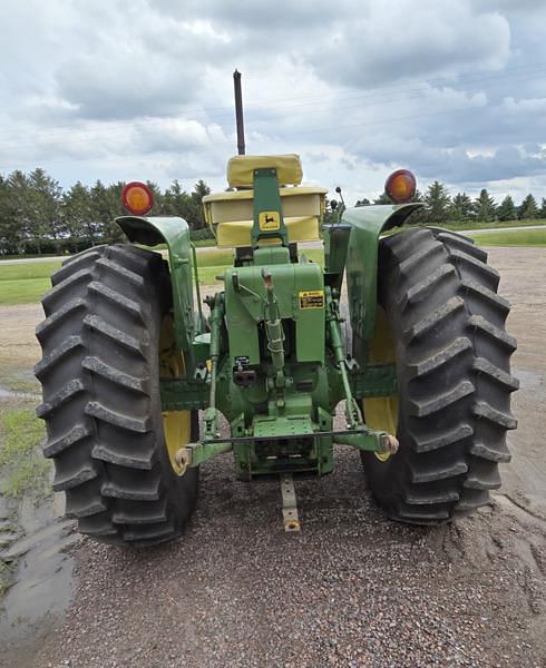 Image of John Deere 4020 equipment image 4