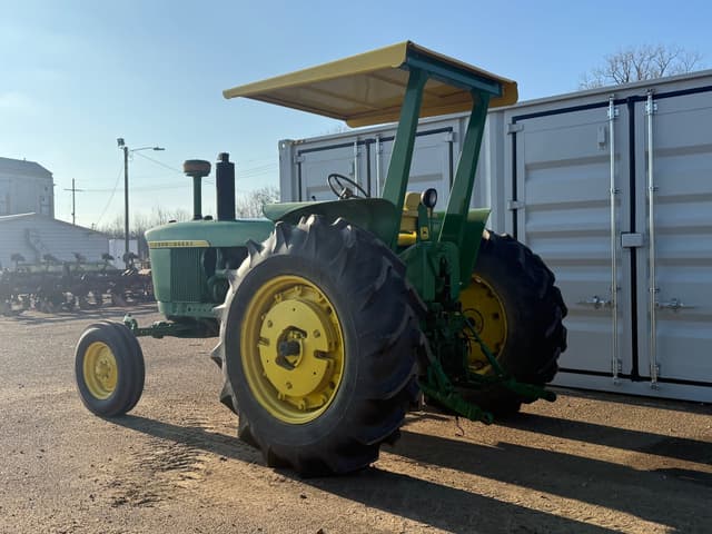 Image of John Deere 4020 equipment image 4