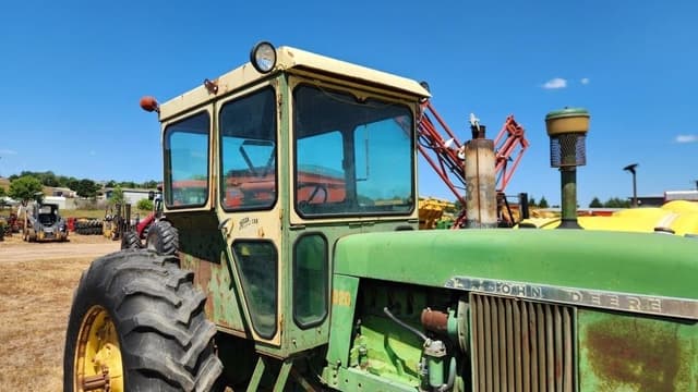 Image of John Deere 4020 equipment image 4