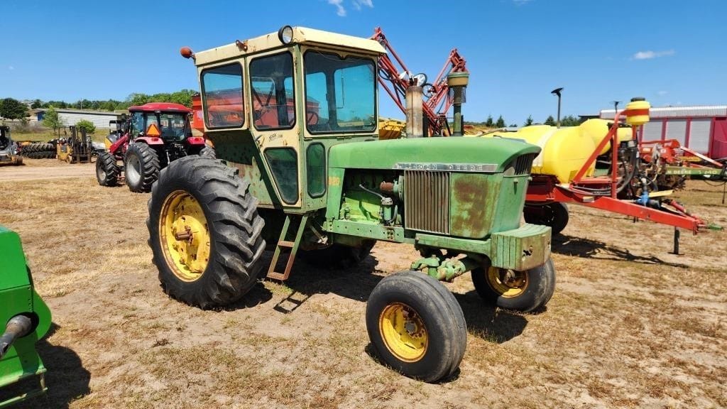 John Deere 4020 Equipment Image0