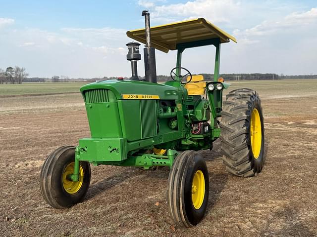 Image of John Deere 4020 equipment image 4