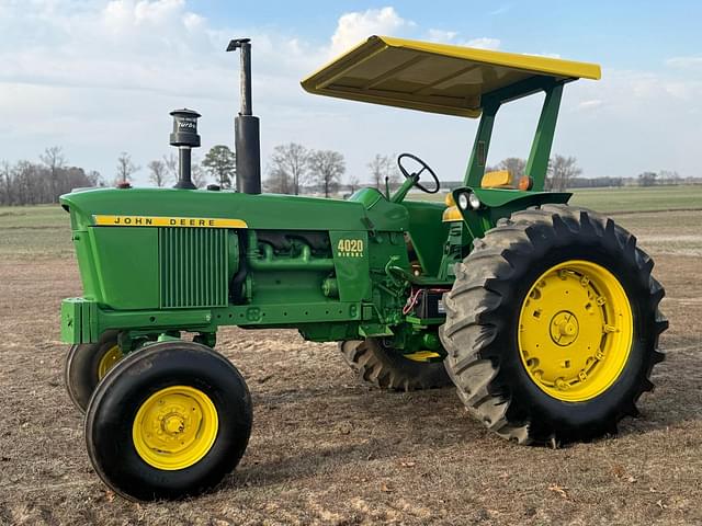 Image of John Deere 4020 equipment image 2