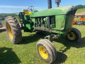 John Deere 4020 Image