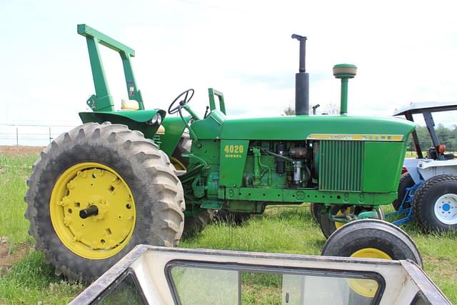 Image of John Deere 4020 equipment image 1