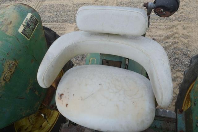 Image of John Deere 4020 equipment image 4