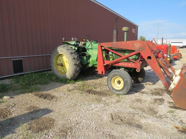 Image of John Deere 4020 equipment image 3