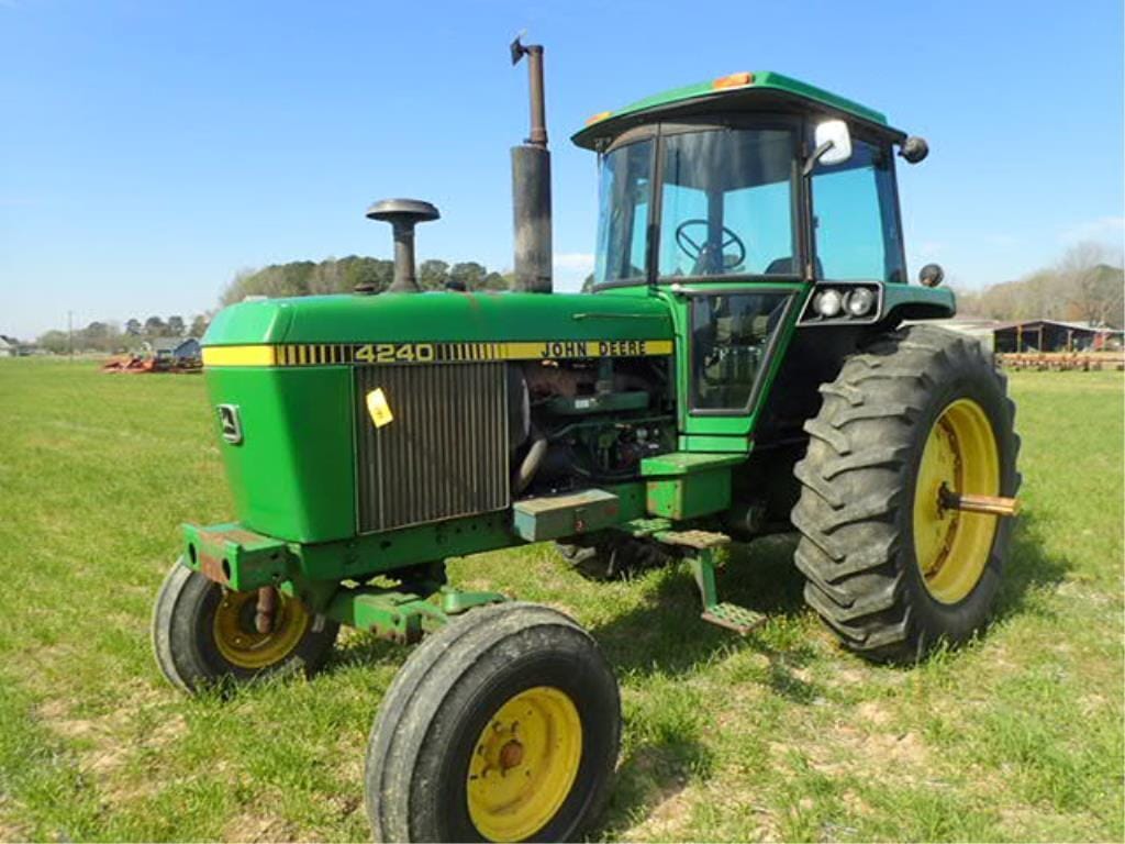 John Deere 4020 Equipment Image0