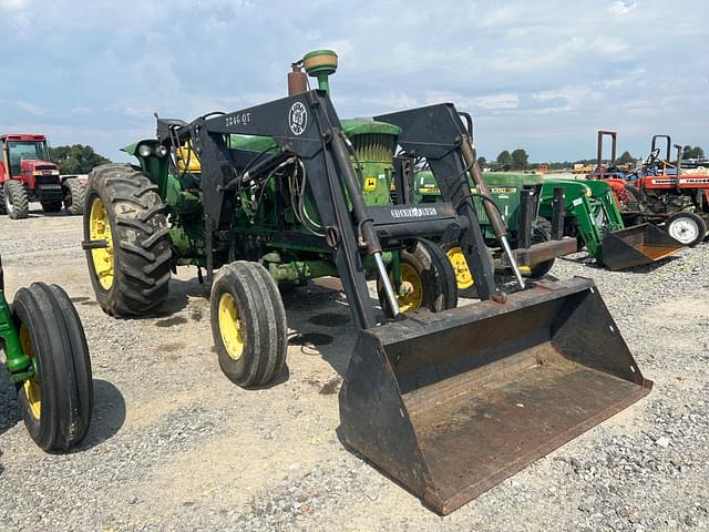 Image of John Deere 4020 equipment image 2