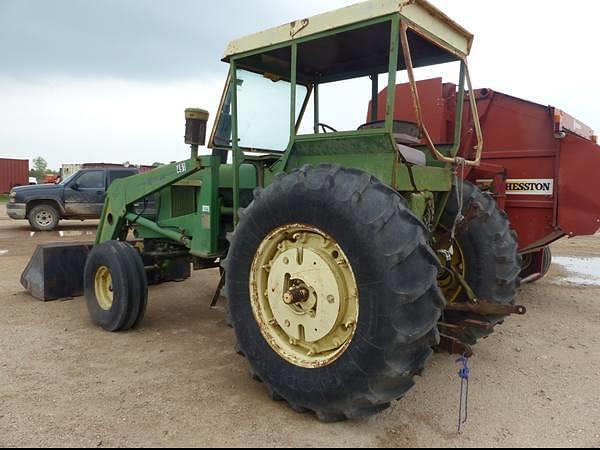Image of John Deere 4020 equipment image 2