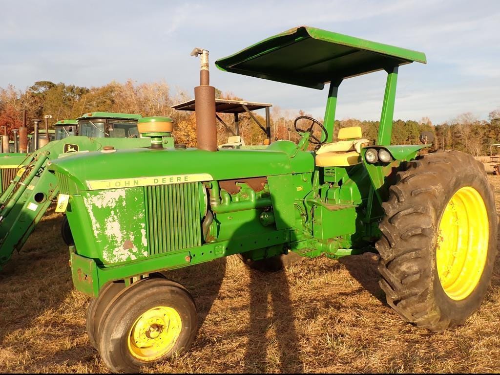 John Deere 4020 Equipment Image0