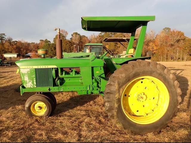 Image of John Deere 4020 equipment image 1