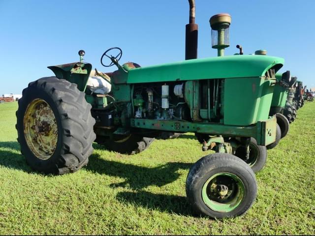 Image of John Deere 4020 equipment image 1