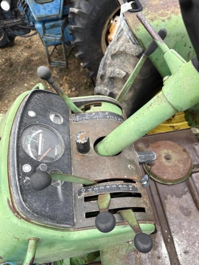 Image of John Deere 4020 equipment image 4