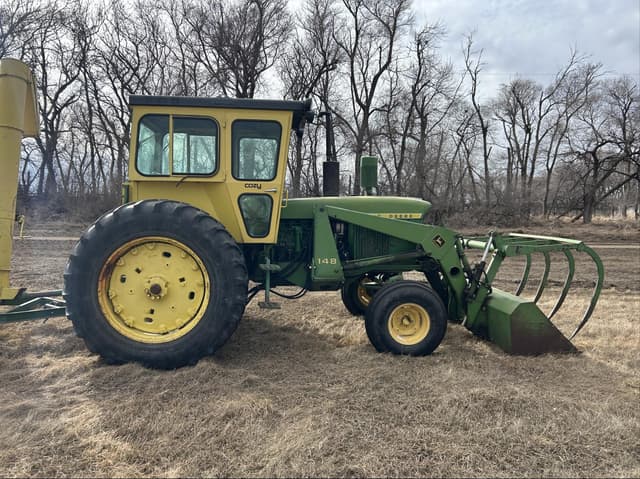 Image of John Deere 4020 equipment image 3