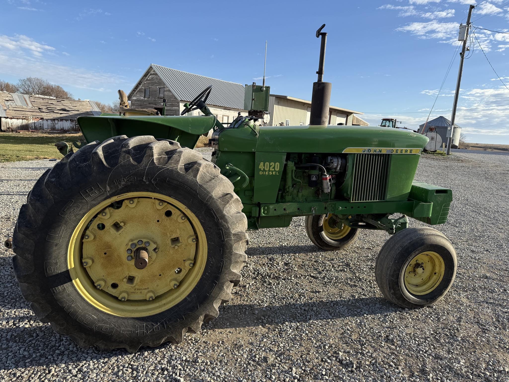 John Deere 4020 Equipment Image0