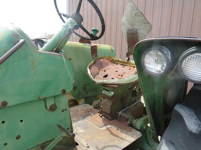 Image of John Deere 4020 equipment image 3