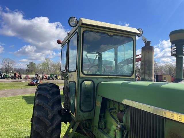 Image of John Deere 4020 equipment image 3