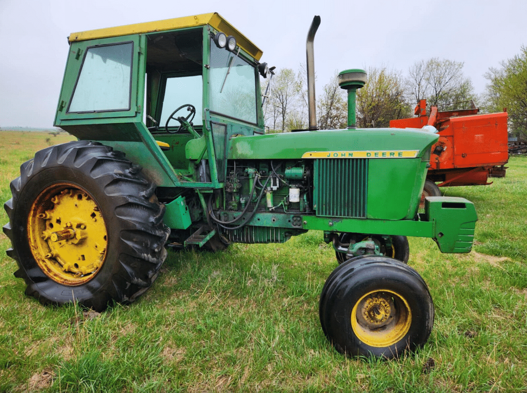 Image of John Deere 4020 Image 1