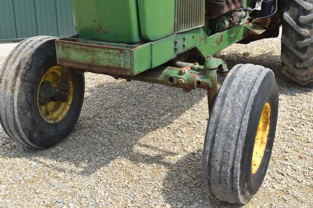 Image of John Deere 4020 equipment image 2