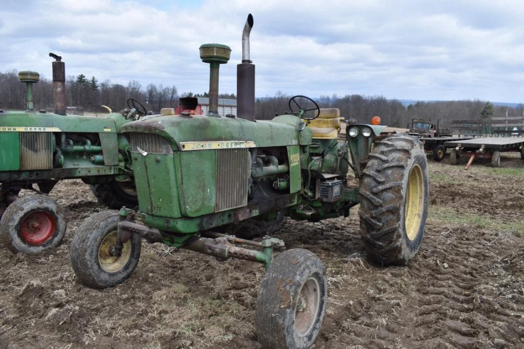 Image of John Deere 4020 Primary image